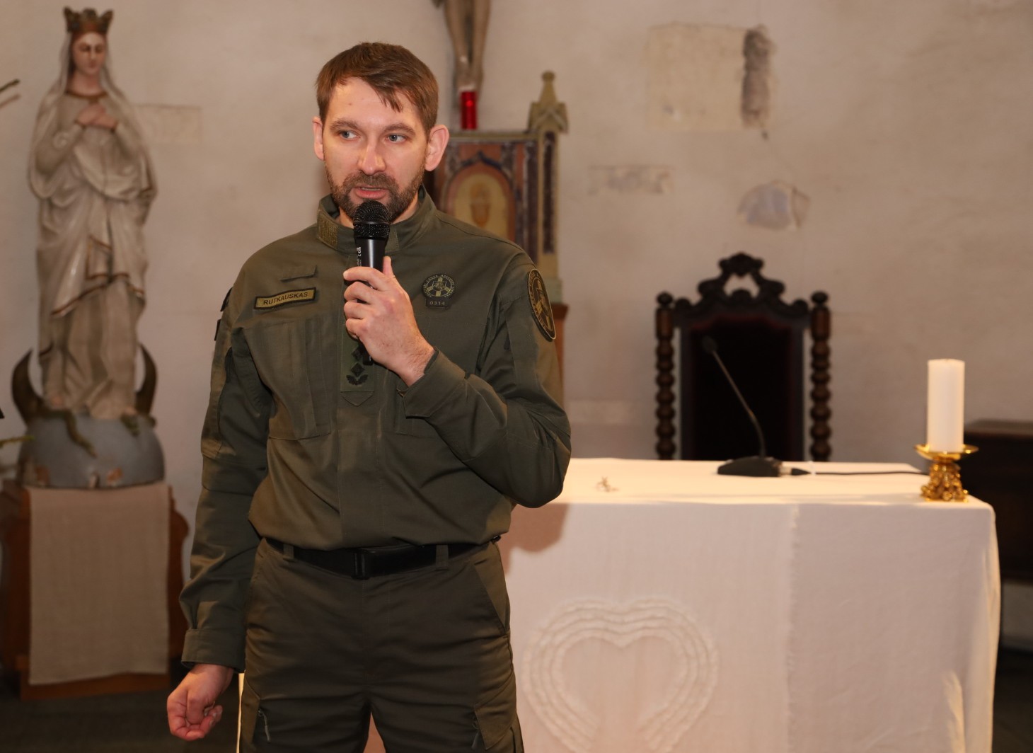 20251216 meet bažnyčioj-5.JPG